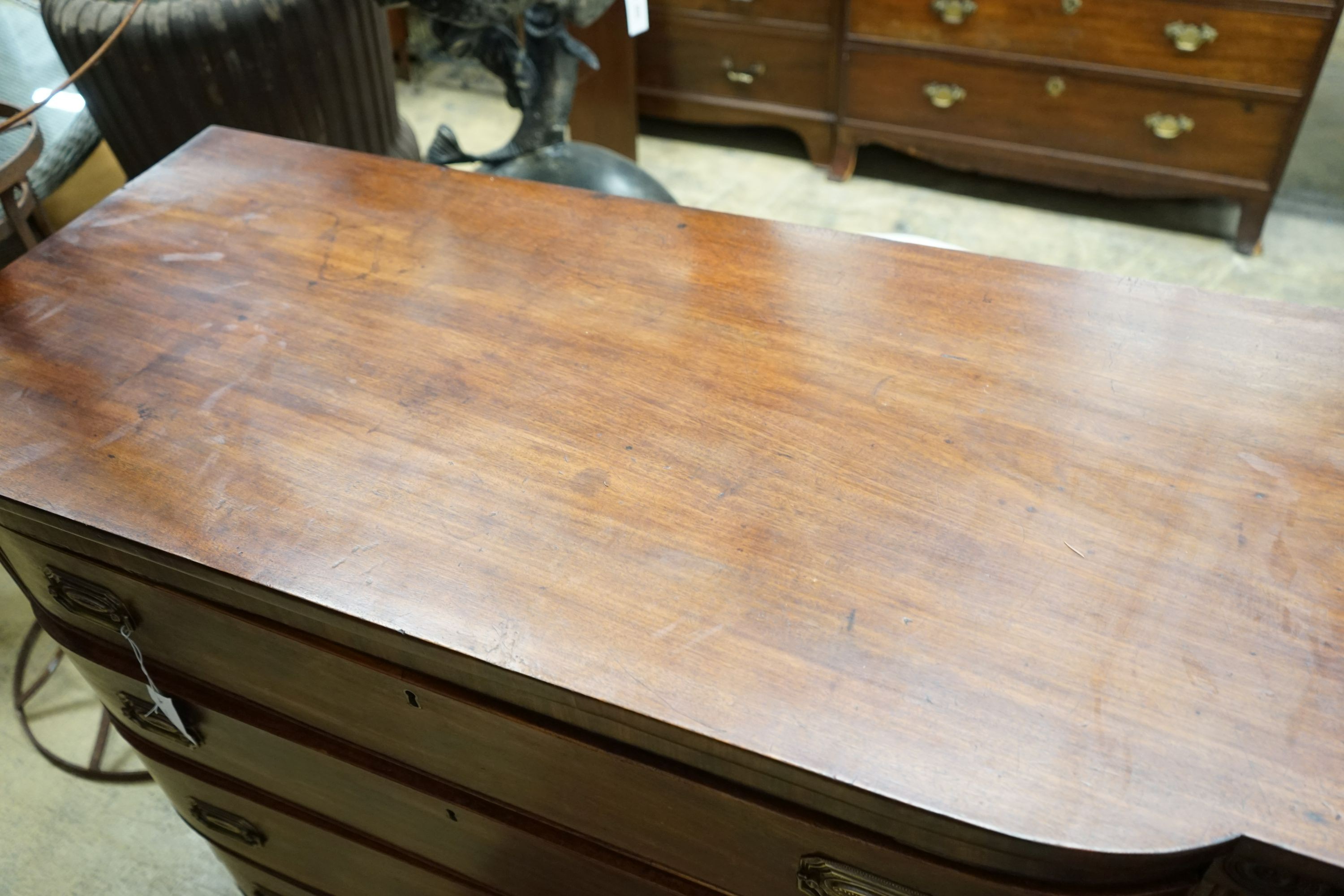 A George IV mahogany bow front chest, width 120cm, depth 54cm, height 104cm